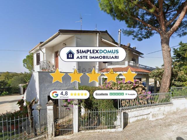 Appartamento in vendita di 155 m² in Via Osteriola