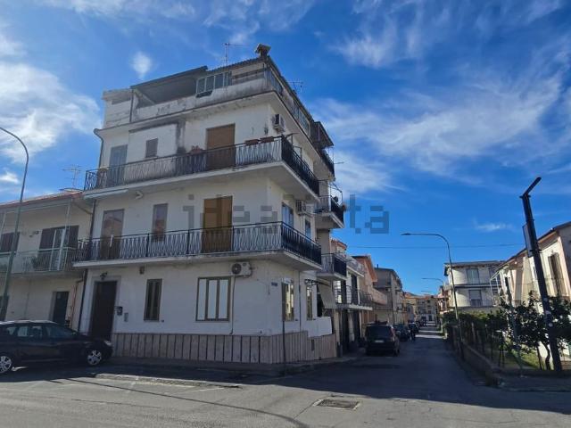 Appartamento in vendita di 155 m² in Via Lauro
