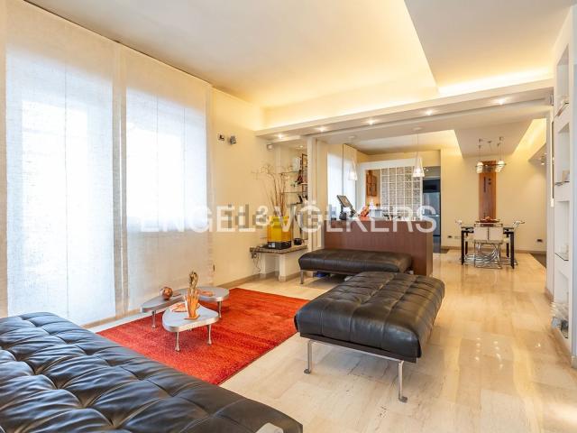 Appartamento in vendita di 155 m² in Via Laurentina, 3
