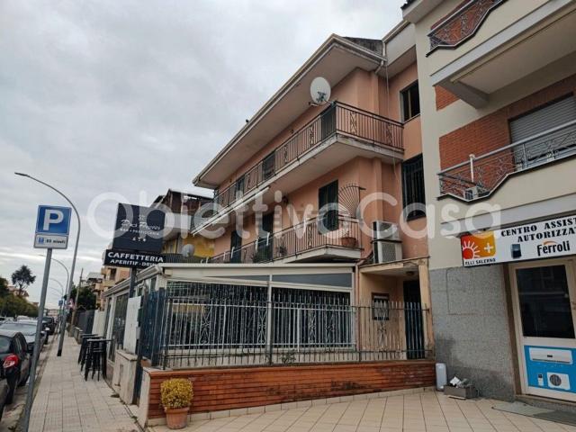 Appartamento in vendita di 155 m² in Via Leonardo Da Vinci, 135