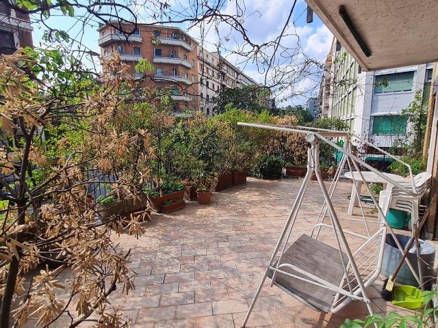 Appartamento in vendita di 155 m² in Via Luisa Battistotti Sassi
