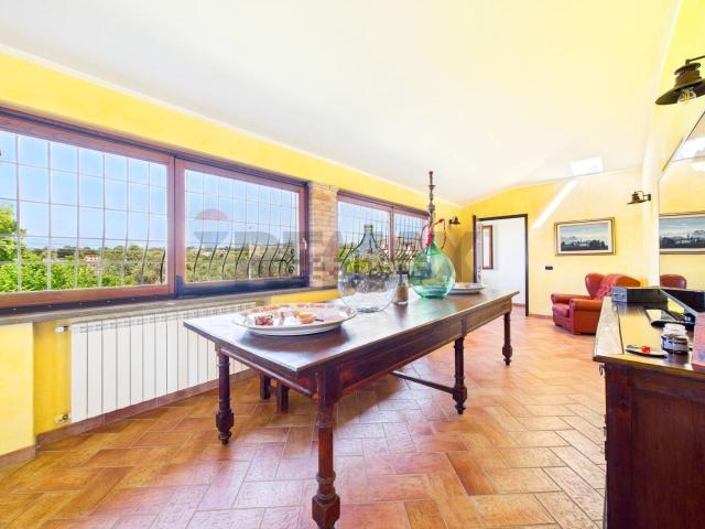 Appartamento in vendita di 155 m² in Via Montefiore