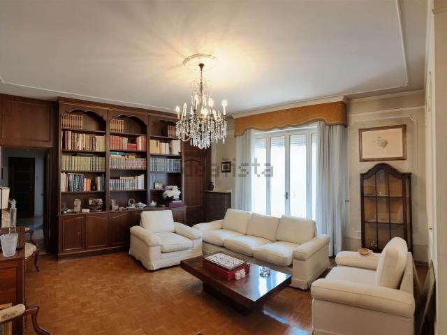 Appartamento in vendita di 155 m² in Via Milano, 4