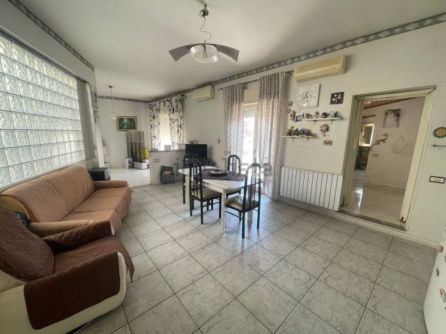 Appartamento in vendita di 155 m² in Via Milazzo
