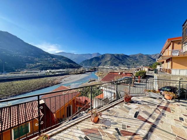Appartamento in vendita di 155 m² in Via San Rocco