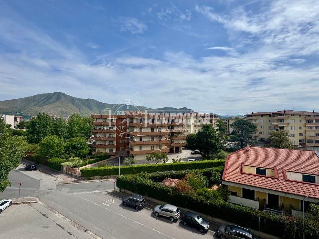 Appartamento in vendita di 155 m² in Via Sandro Pertini, 2
