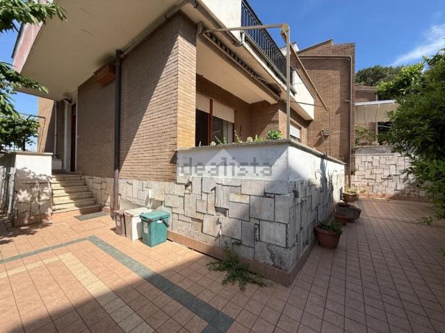 Appartamento in vendita di 155 m² in Via Ponserico, 7