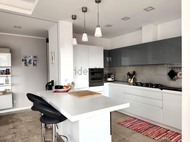 Appartamento in vendita di 155 m² in Via Piave