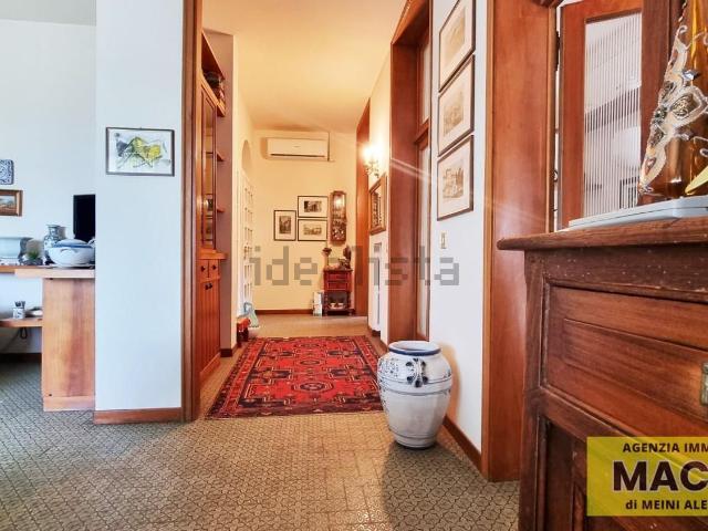 Appartamento in vendita di 155 m² in Via Puntale