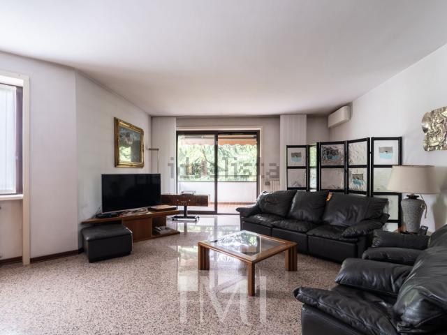 Appartamento in vendita di 155 m² in Via Roberto Bellarmino, 1