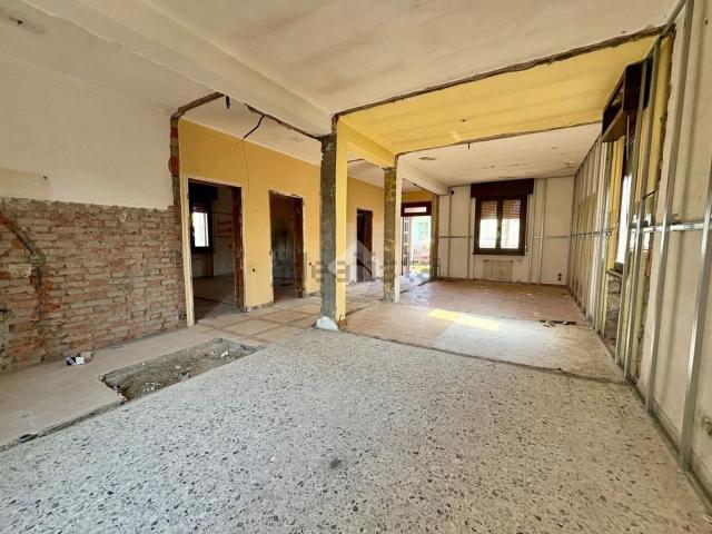 Appartamento in vendita di 155 m² in Via T. L. Cazzamalli, 3