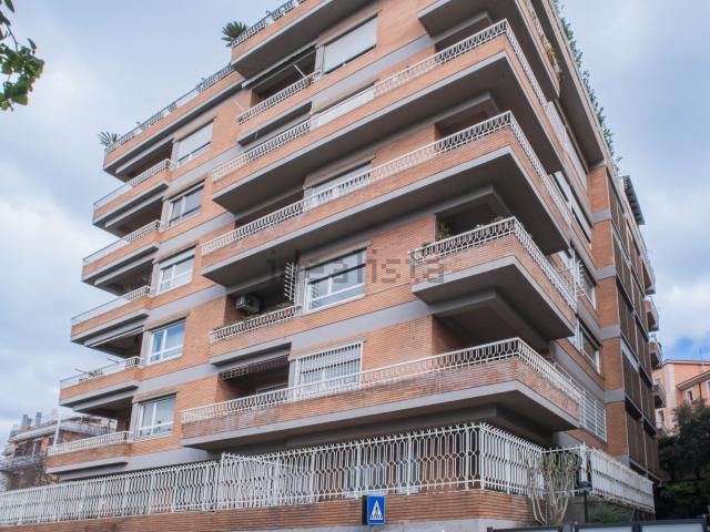 Appartamento in vendita di 155 m² in Via Trionfale