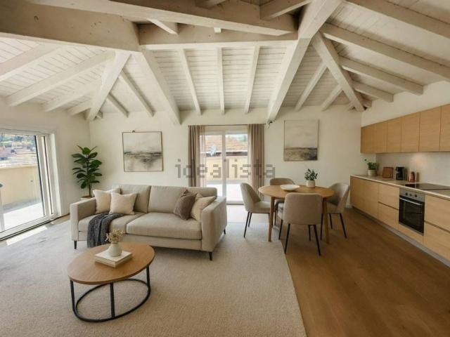 Appartamento in vendita di 155 m² in Via V. Emanuele II