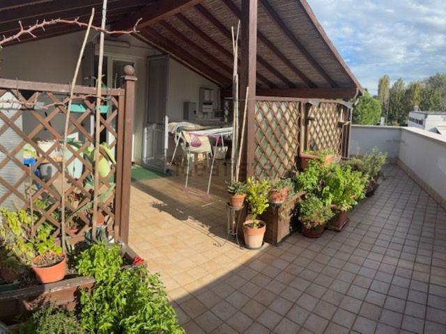 Appartamento in vendita di 155 m² in Via Vicoli, 1