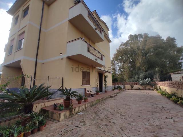 Appartamento in vendita di 155 m² in Viale degli ulivi