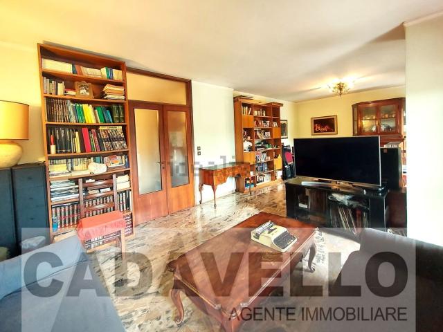 Appartamento in vendita di 155 m² in Viale Nino Bixio
