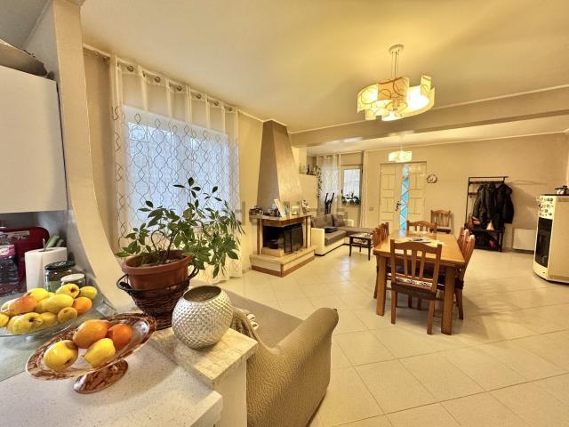 Appartamento in vendita di 155 m² in Contrada Terranova, 101