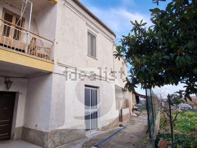 Appartamento in vendita di 155 m² in Contrada Rotacesta