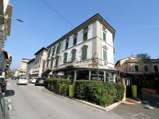 Appartamento in vendita di 155 m² in Corso Giacomo Matteotti