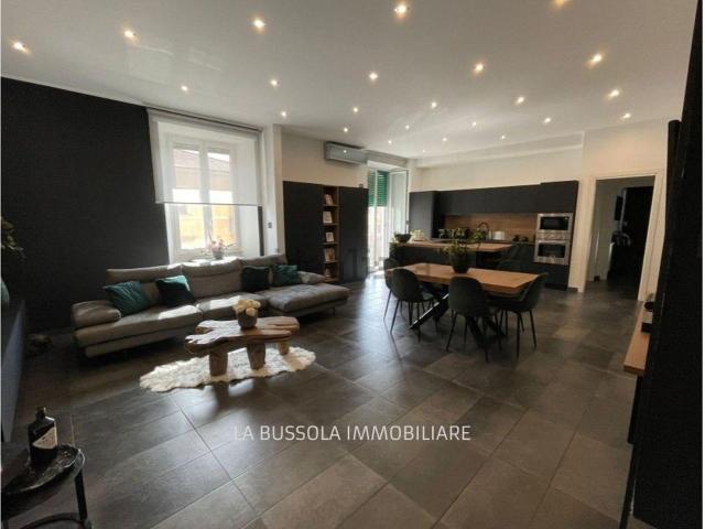 Appartamento in vendita di 155 m² in Piazza della Repubblica, 25