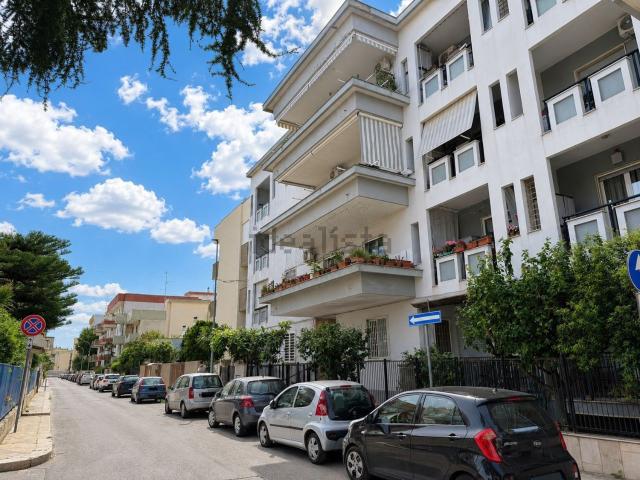 Appartamento in vendita di 156 m² in Via Cattolica, 28