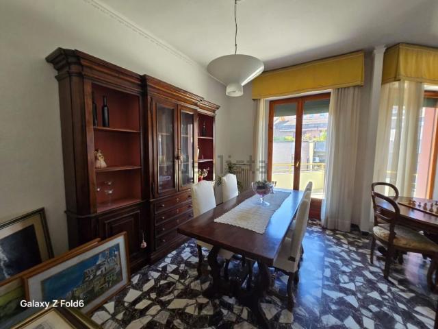 Appartamento in vendita di 156 m² in Via caduti di Vicobello, 53100