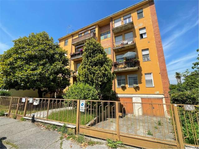 Appartamento in vendita di 156 m² in Via Andrea Bolzoni, 38