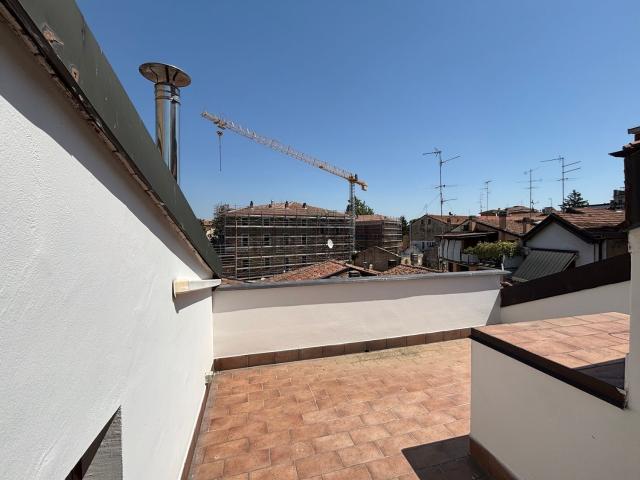 Appartamento in vendita di 156 m² in Via Beverora
