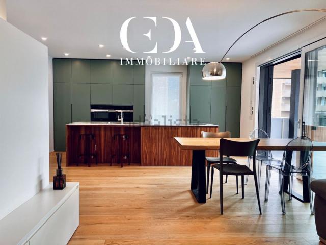 Appartamento in vendita di 156 m² in Via Generale Giacomo Medici, 24