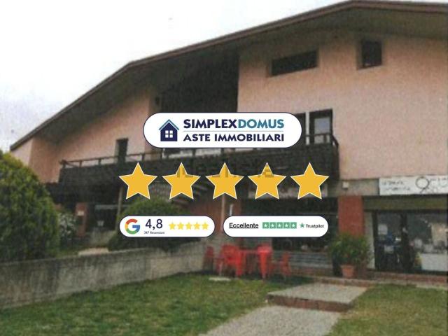 Appartamento in vendita di 156 m² in Via Giacomo Matteotti