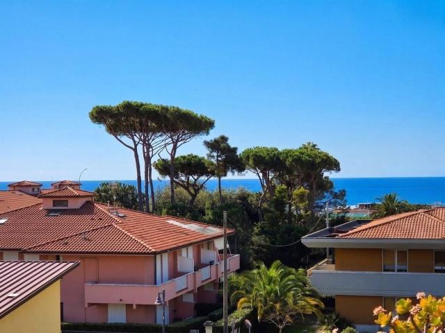 Appartamento in vendita di 156 m² in Via Gioacchino Rossini, 7