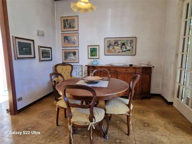 Appartamento in vendita di 156 m² in Via degli Olmi