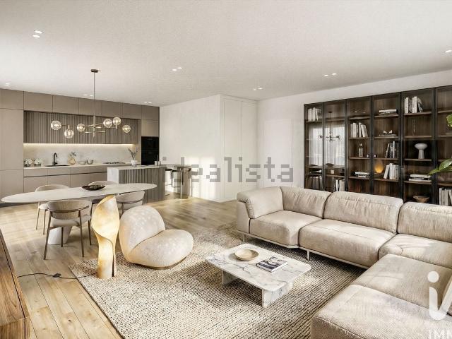 Appartamento in vendita di 156 m² in Via Euganea