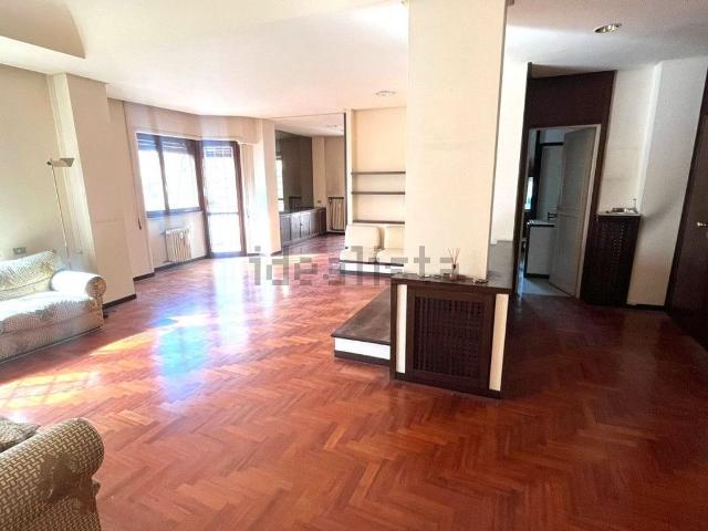 Appartamento in vendita di 156 m² in Via Flaminia