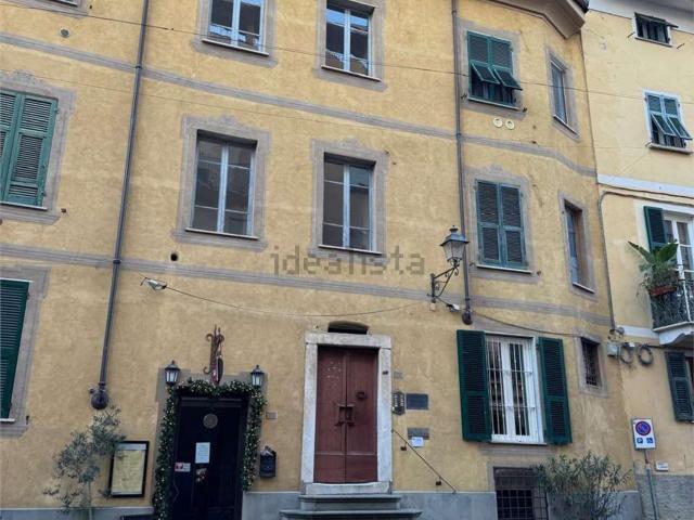 Appartamento in vendita di 156 m² in Via Ippolito Landinelli, 37