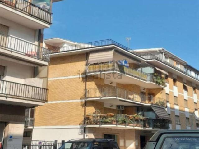Appartamento in vendita di 156 m² in Via Luciano Zuccoli, 13