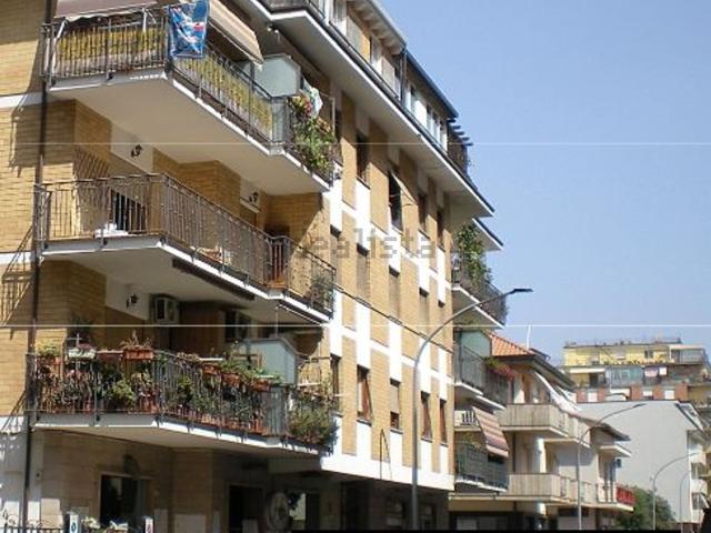 Appartamento in vendita di 156 m² in Via Luciano Zuccoli, 13