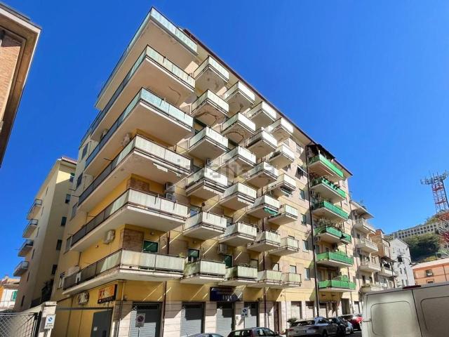 Appartamento in vendita di 156 m² in Via Monte Baldo, 18