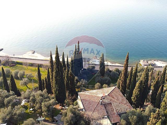 Appartamento in vendita di 156 m² in Via Pai di Sotto