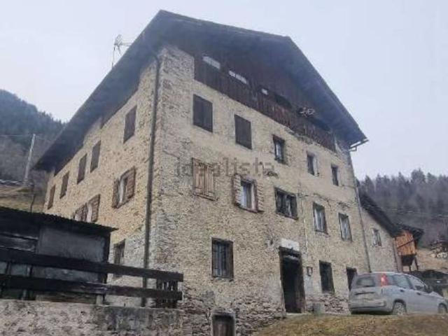 Appartamento in vendita di 156 m² in Via Pianezze