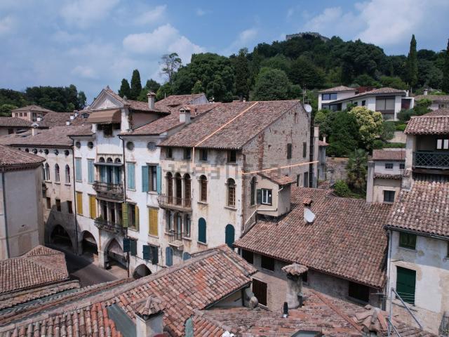 Appartamento in vendita di 156 m² in Via Pietro Bembo, 94