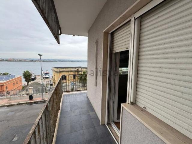 Appartamento in vendita di 156 m² in Via Regina Margherita, 1