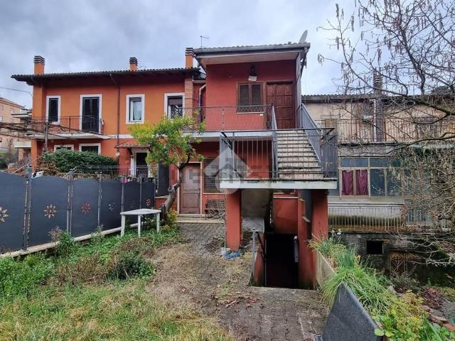 Appartamento in vendita di 156 m² in Via Traiana, 96