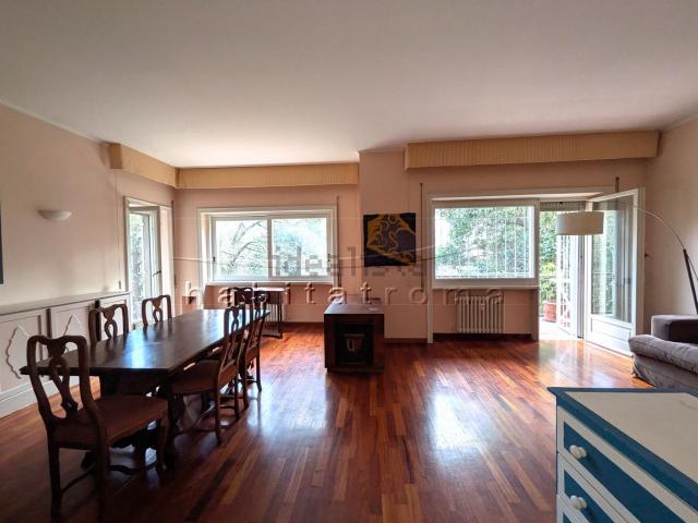 Appartamento in vendita di 156 m² in Via Trionfale, 6551