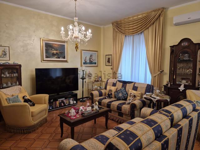 Appartamento in vendita di 156 m² in Via XXIV Maggio