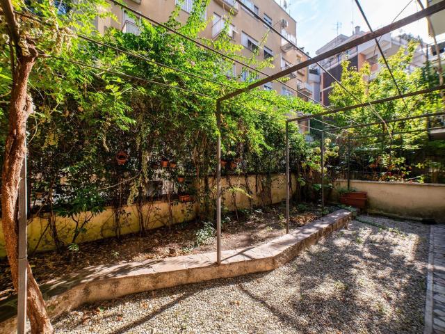 Appartamento in vendita di 156 m² in Viale Marco Polo, 43