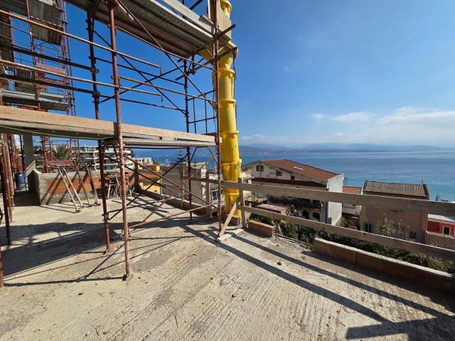 Appartamento in vendita di 156 m² in Contrada Fiumara Guardia
