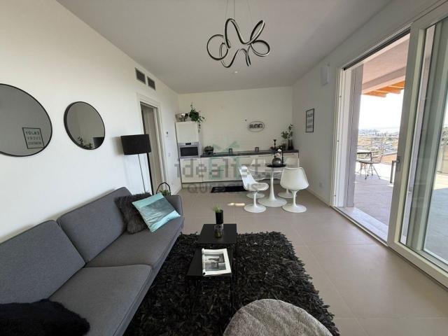 Appartamento in vendita di 156 m² in Piazza Catullo