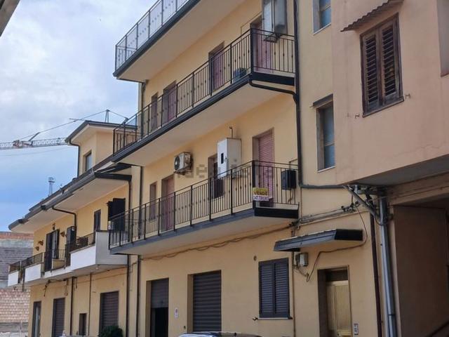 Appartamento in vendita di 157 m² in Via Corrado Alvaro, 52