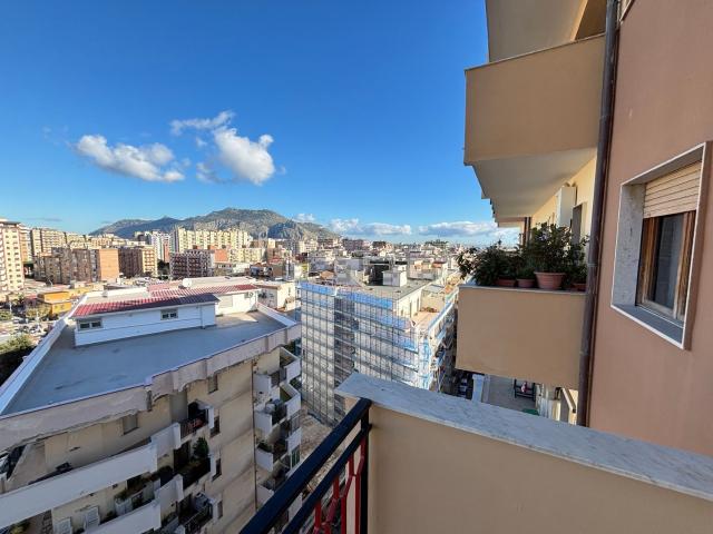 Appartamento in vendita di 157 m² in Via Cataldo Parisio